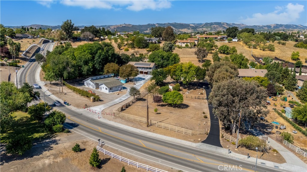 1771 Union, Paso Robles, CA 93446