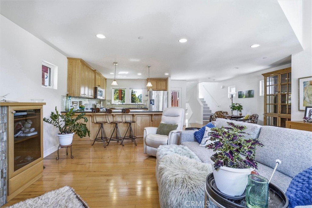 1216 Southwood Dr, San Luis Obispo, CA 93401