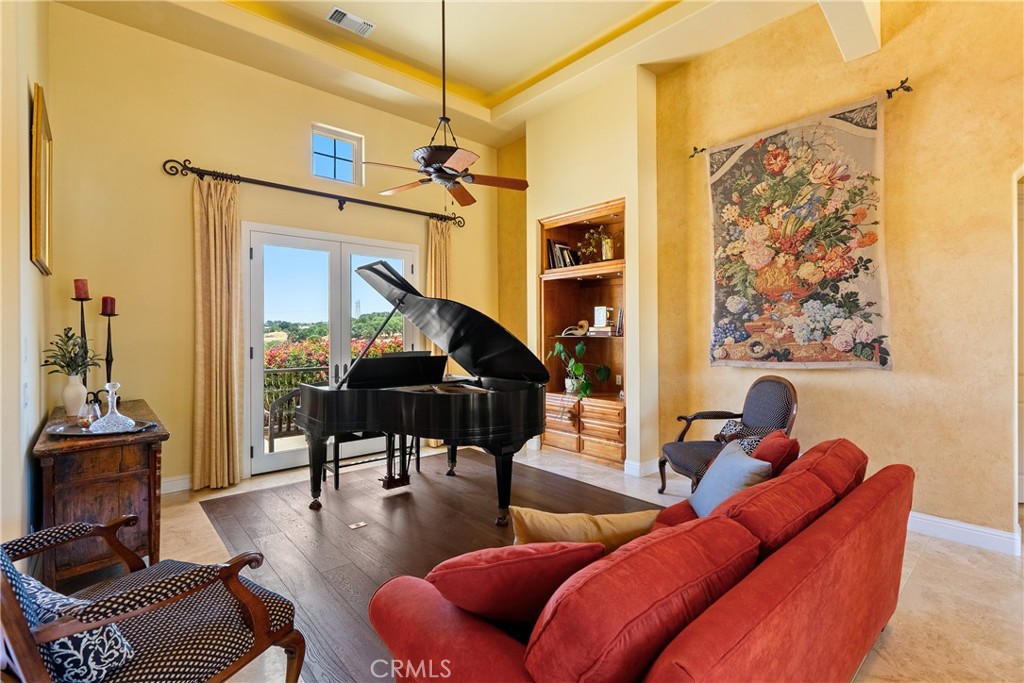 2035 Rancho Caro, Templeton, CA 93465