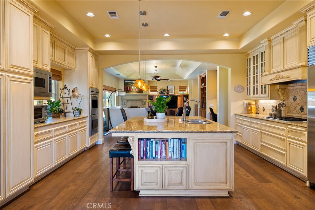 2035 Rancho Caro, Templeton, CA 93465