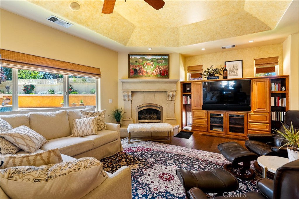 2035 Rancho Caro, Templeton, CA 93465
