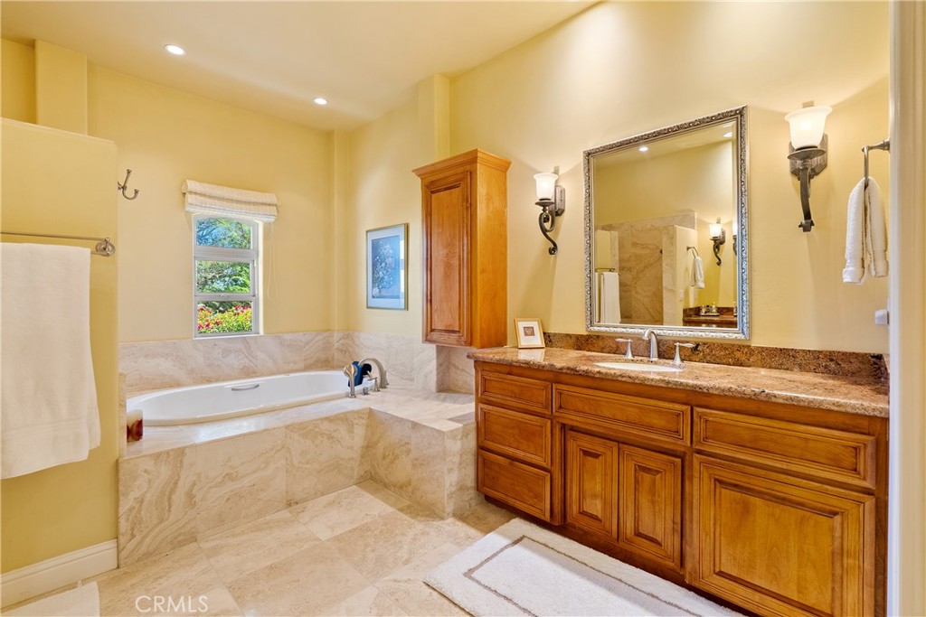 2035 Rancho Caro, Templeton, CA 93465