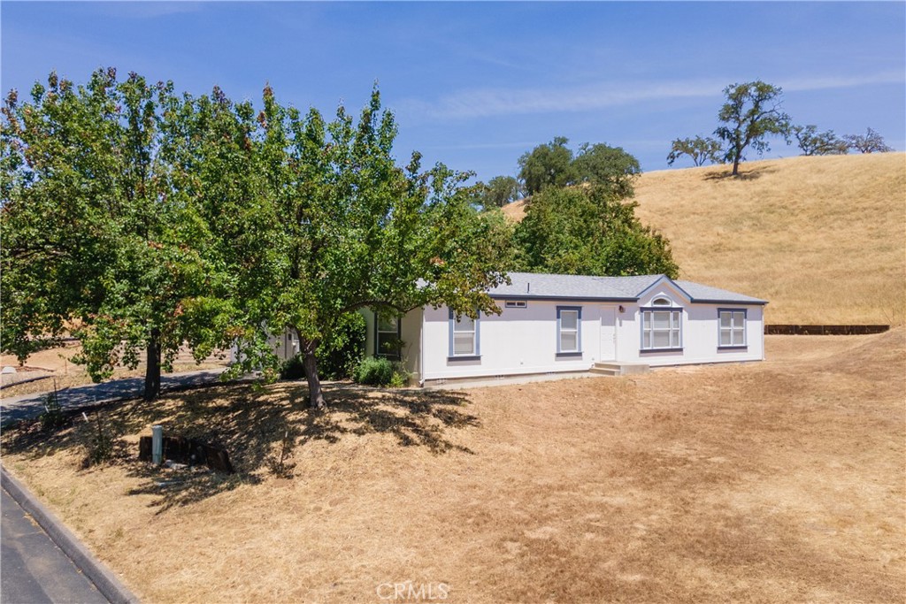 2726 Bridle Trail Ln, Paso Robles, CA 93446