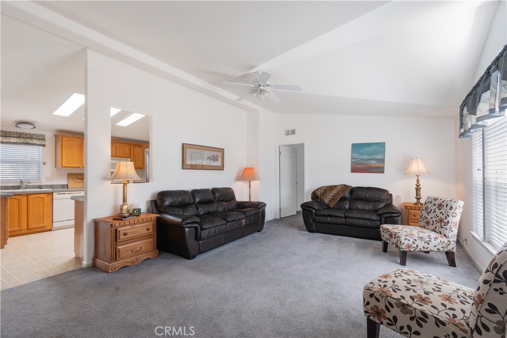 2726 Bridle Trail Ln, Paso Robles, CA 93446