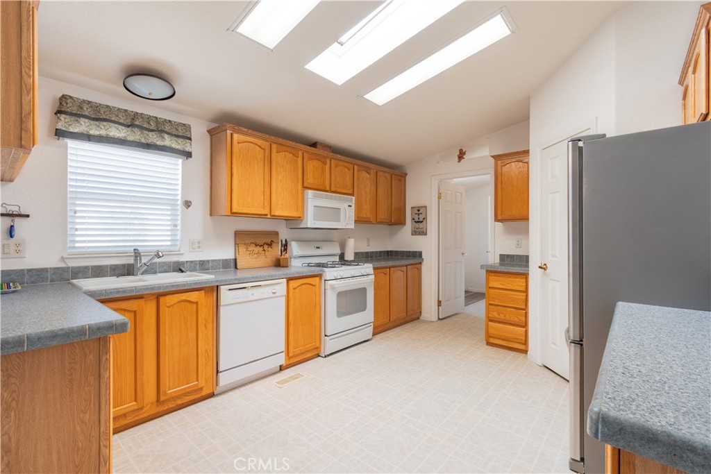 2726 Bridle Trail Ln, Paso Robles, CA 93446
