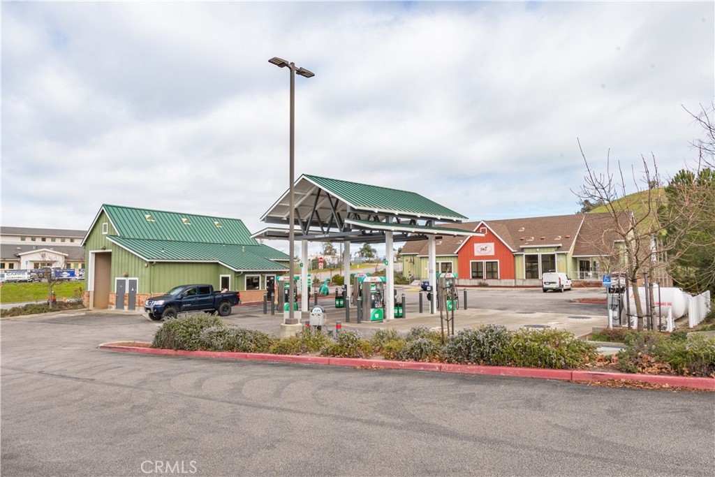 2726 Bridle Trail Ln, Paso Robles, CA 93446