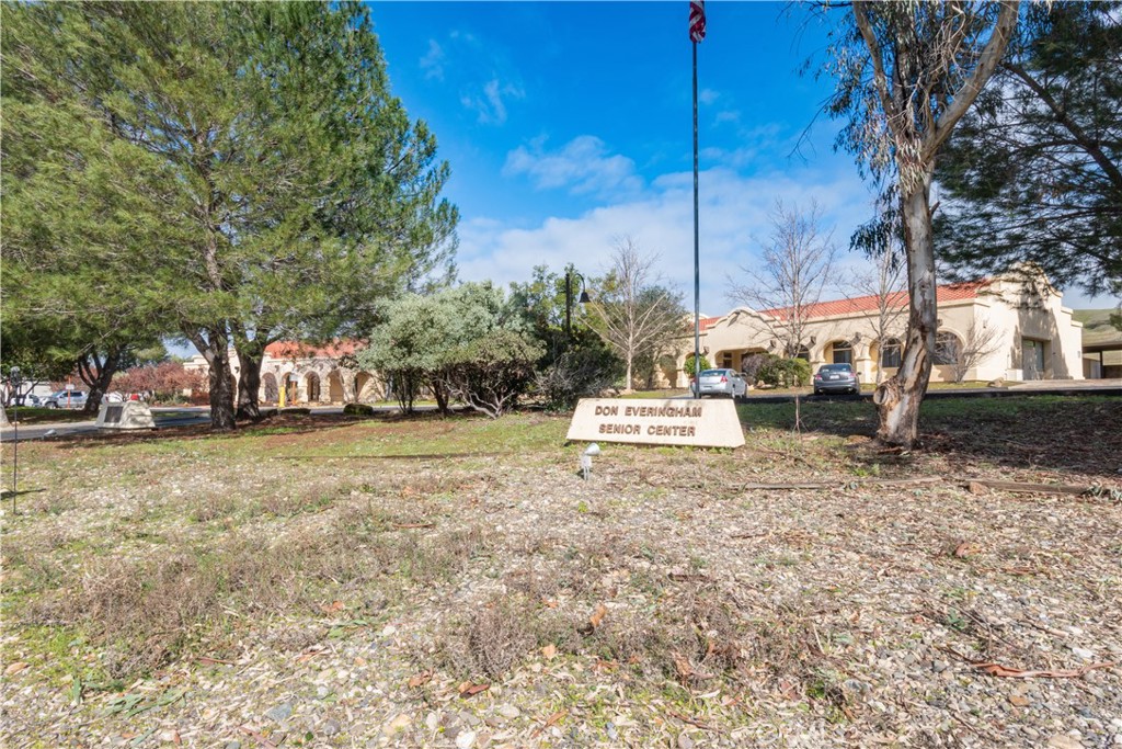 2726 Bridle Trail Ln, Paso Robles, CA 93446