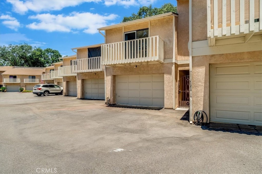 12 Green Ct, Paso Robles, CA 93446