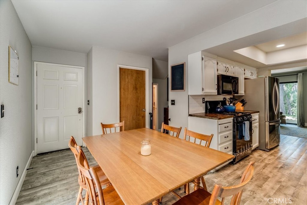 12 Green Ct, Paso Robles, CA 93446