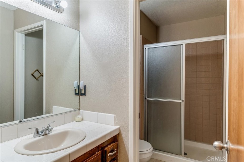 12 Green Ct, Paso Robles, CA 93446