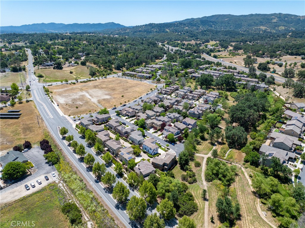 11707 Sinnard Ln, Atascadero, CA 93422