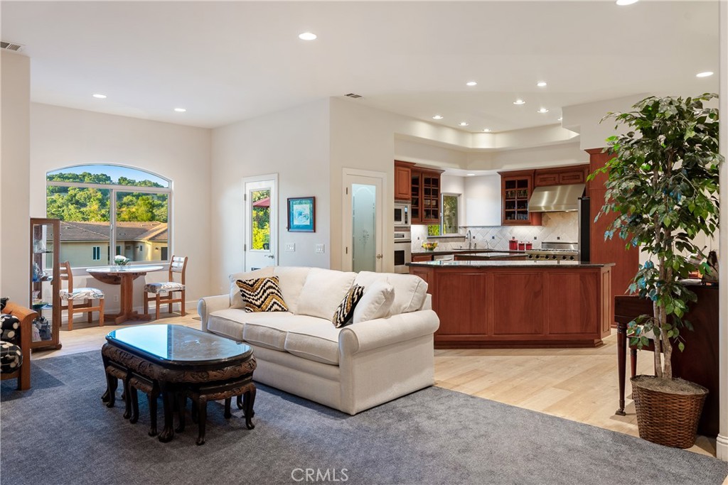 6205 San Gabriel Rd, Atascadero, CA 93422