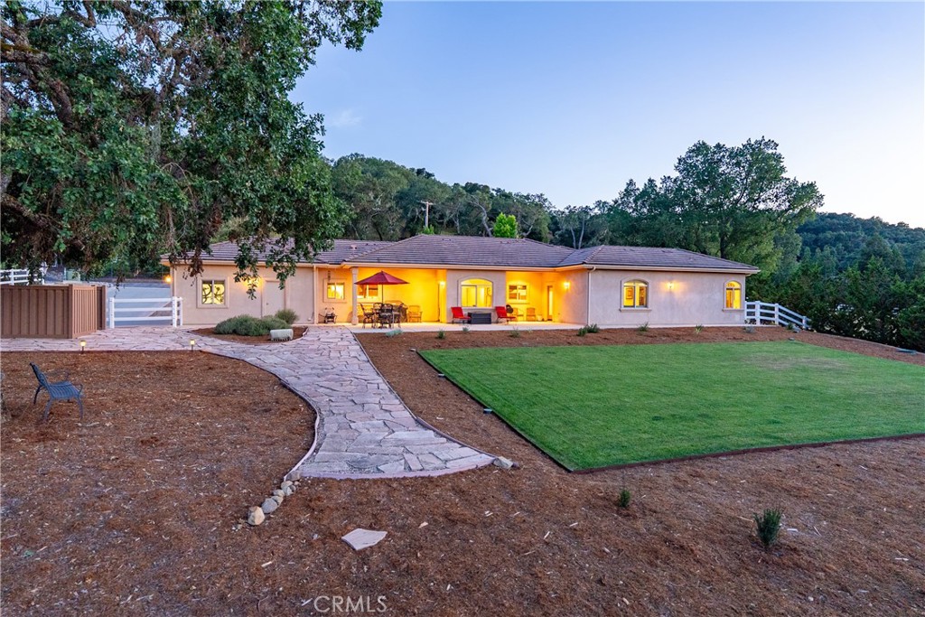 6205 San Gabriel Rd, Atascadero, CA 93422