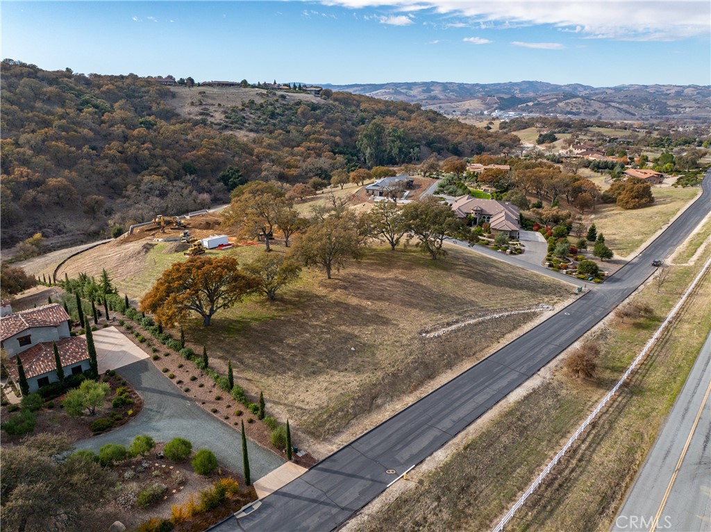 2725 Warm Springs, Templeton, CA 93465
