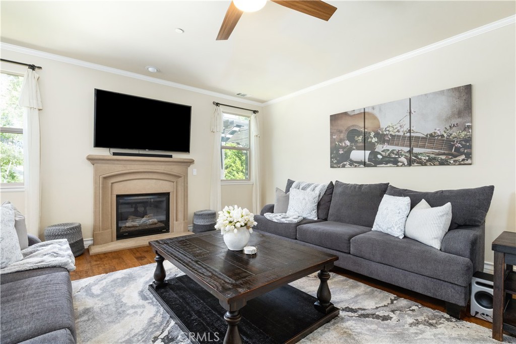 669 Red Cloud Rd, Paso Robles, CA 93446
