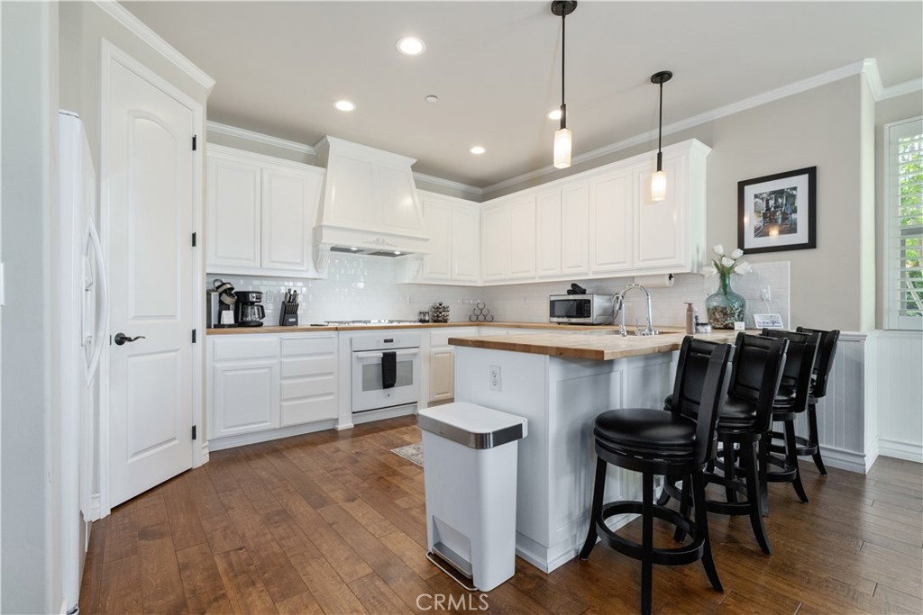 669 Red Cloud Rd, Paso Robles, CA 93446