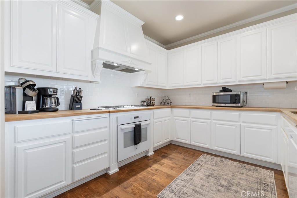 669 Red Cloud Rd, Paso Robles, CA 93446