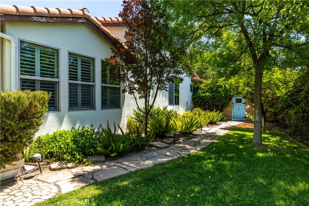 669 Red Cloud Rd, Paso Robles, CA 93446