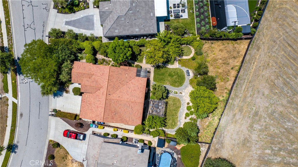 669 Red Cloud Rd, Paso Robles, CA 93446