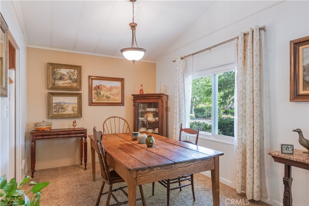 337 Lark Dr, Paso Robles, CA 93446
