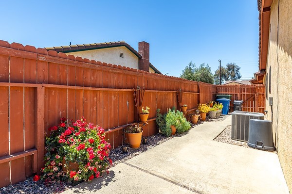 1318 Oleander Ln, Paso Robles, CA 93446