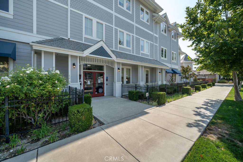 1224 Vine, Paso Robles, CA 93446