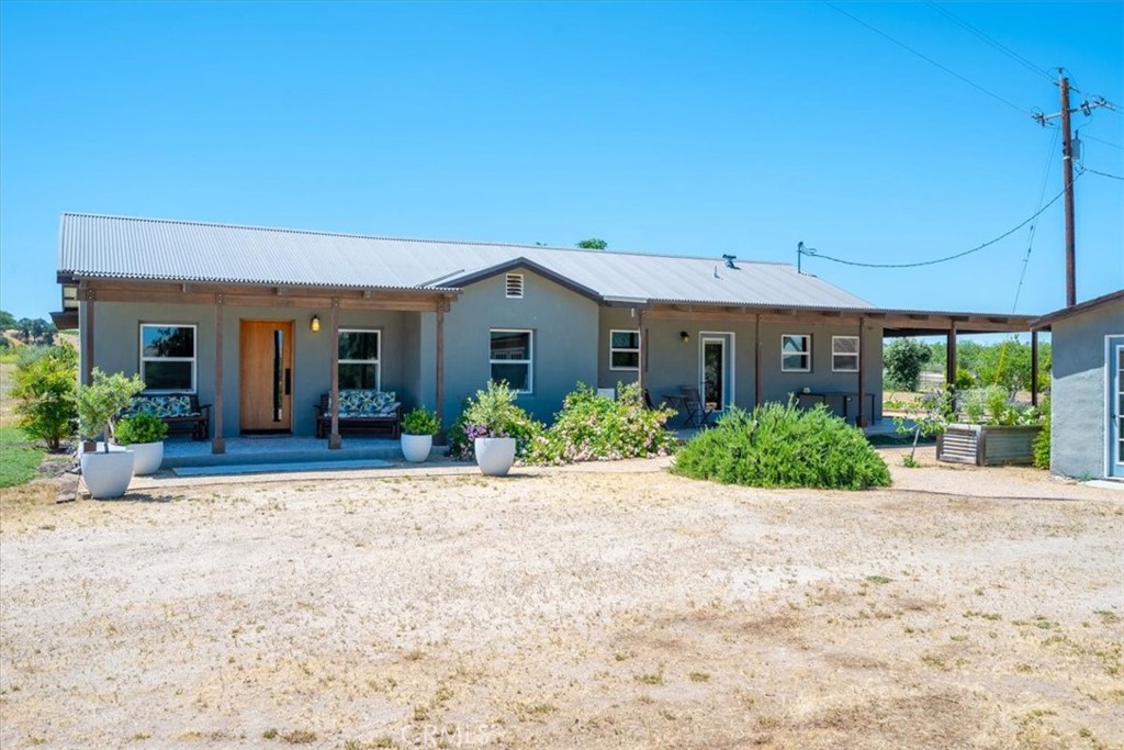 7865 Airport, Paso Robles, CA 93446