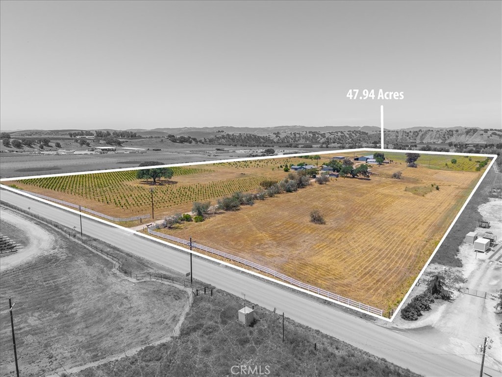 7865 Airport, Paso Robles, CA 93446