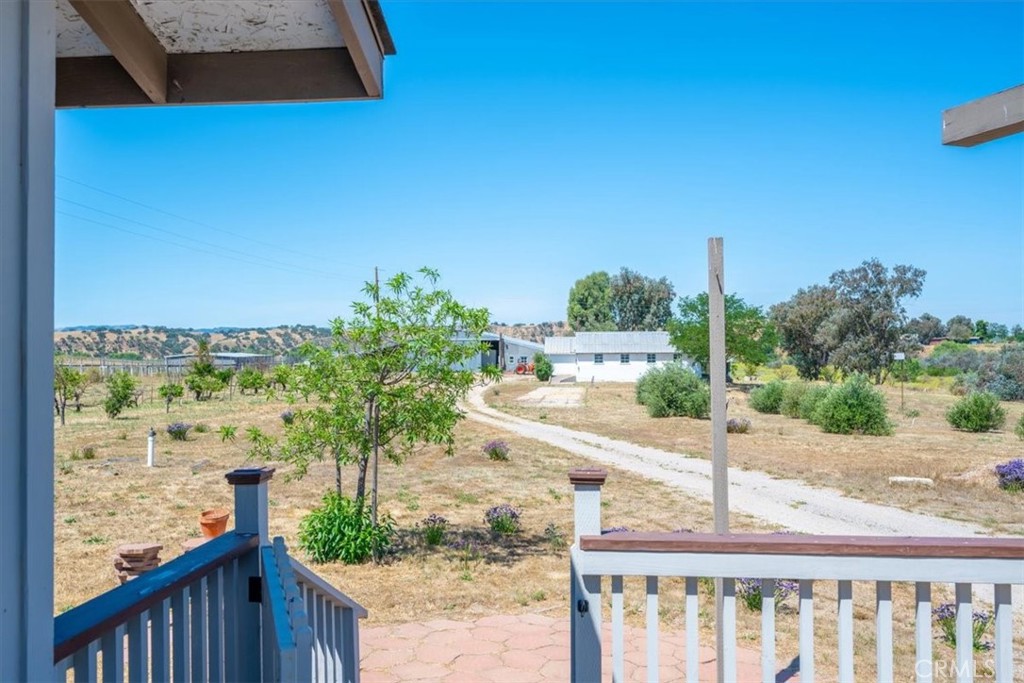 7865 Airport, Paso Robles, CA 93446
