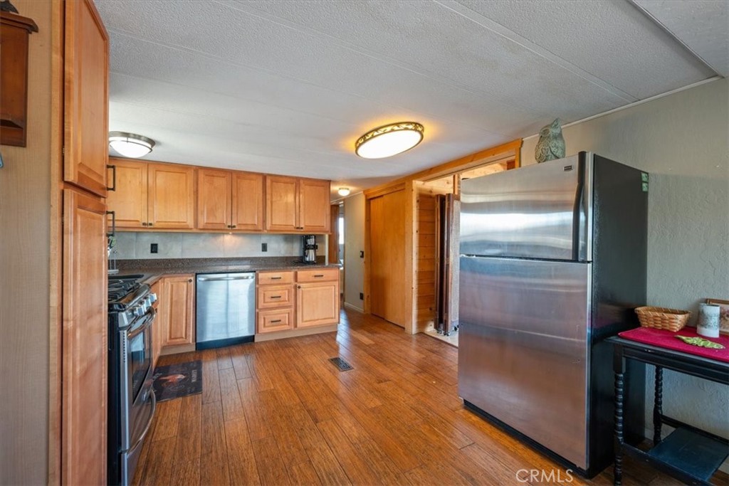 7865 Airport, Paso Robles, CA 93446