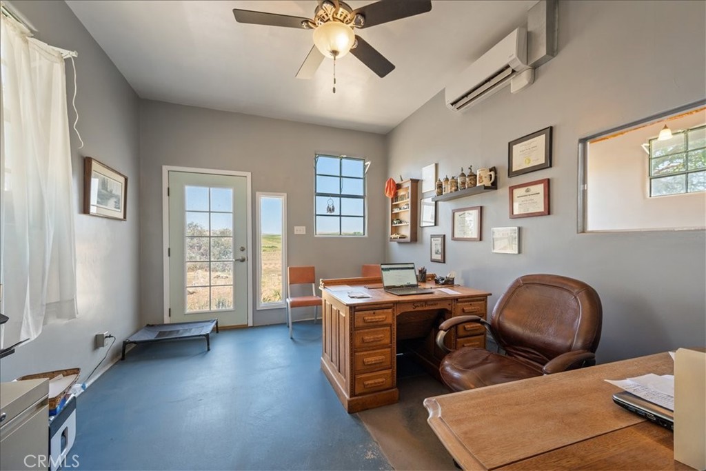 7865 Airport, Paso Robles, CA 93446