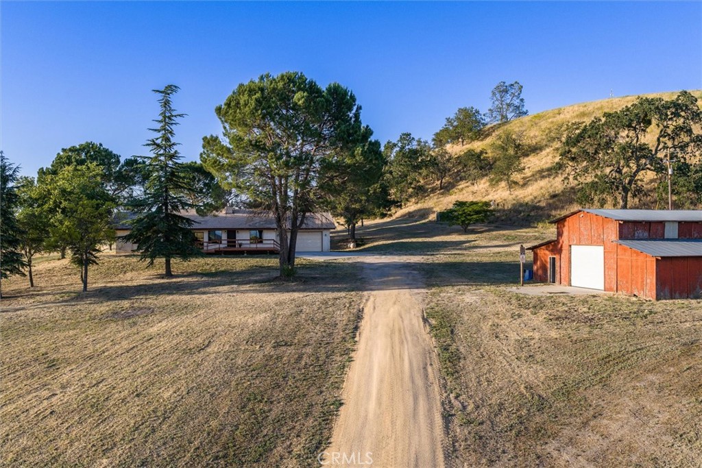 6998 Kingsbury Road, Templeton, CA 93465