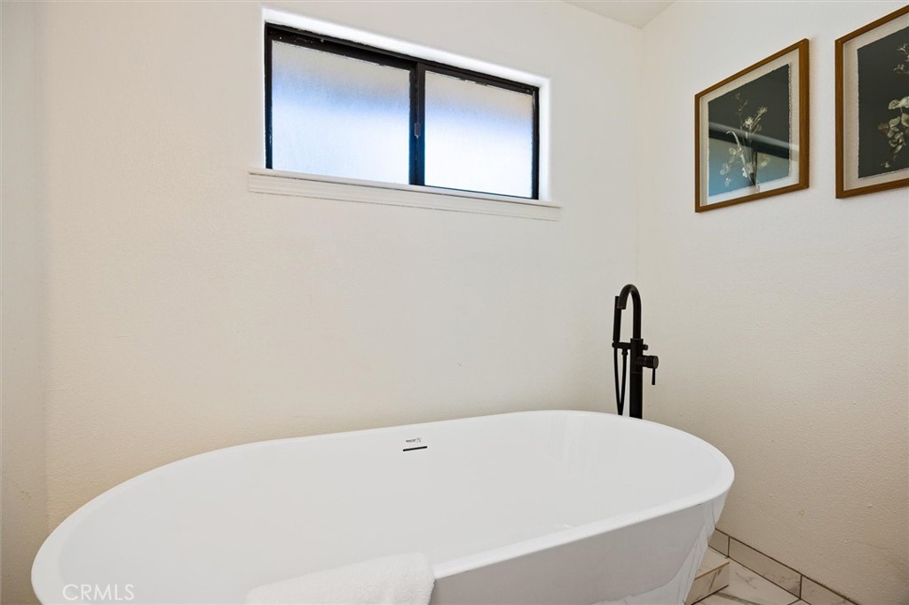 6998 Kingsbury Road, Templeton, CA 93465