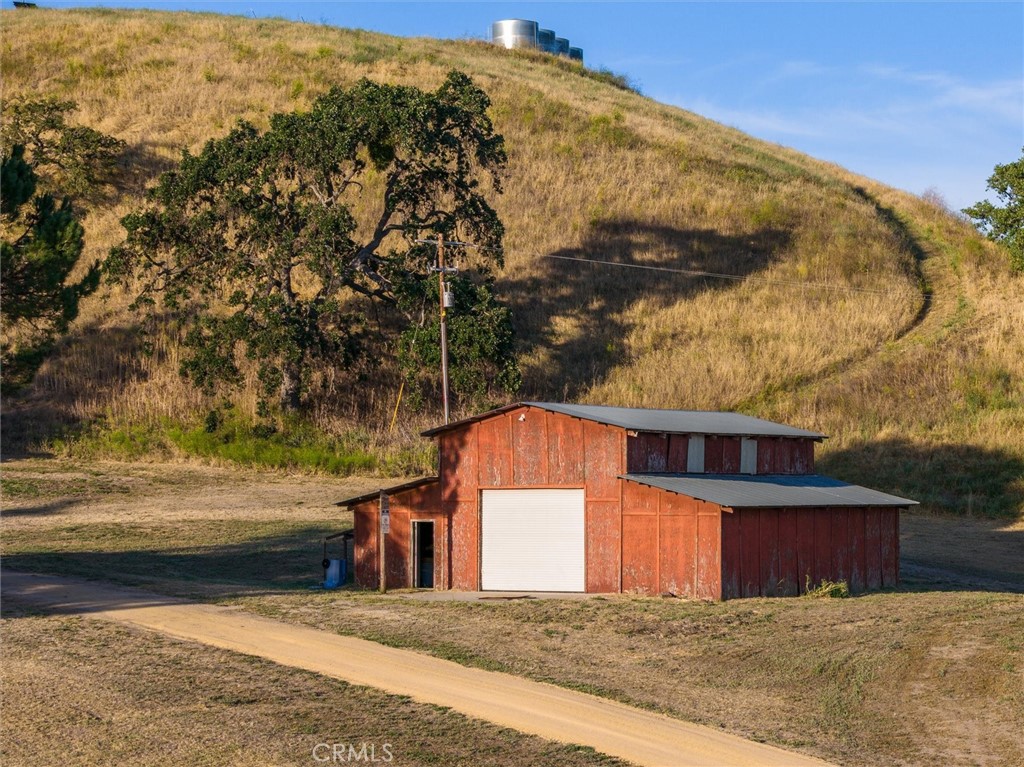 6998 Kingsbury Road, Templeton, CA 93465