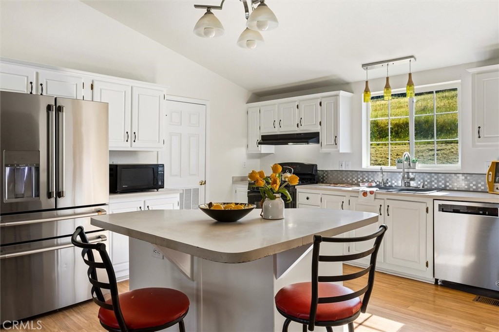 6998 Kingsbury Road, Templeton, CA 93465