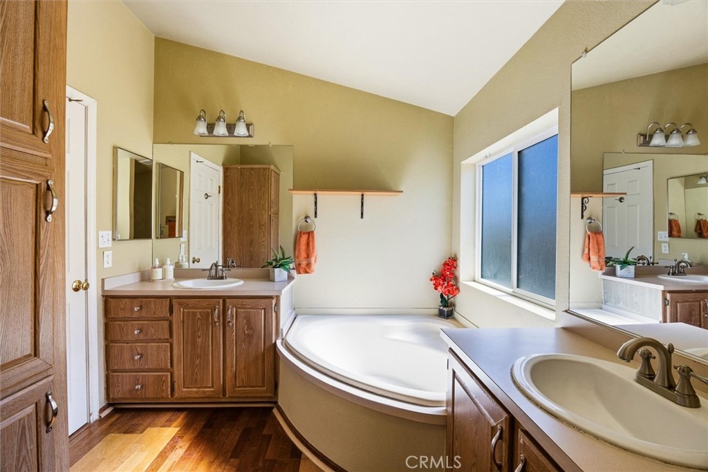 6998 Kingsbury Road, Templeton, CA 93465