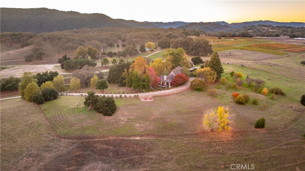 5415 Fairhills, Paso Robles, CA 93446