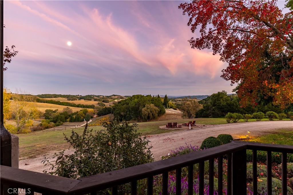 5415 Fairhills, Paso Robles, CA 93446