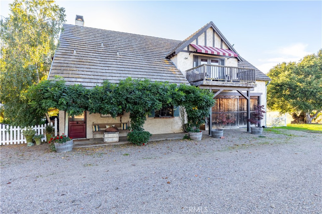 5415 Fairhills, Paso Robles, CA 93446