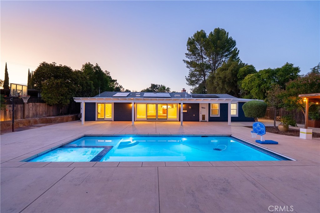 230 Crestline, Paso Robles, CA 93446
