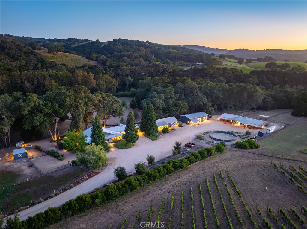 1989 Paradise Meadow, Templeton, CA 93465