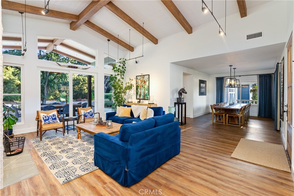 1989 Paradise Meadow, Templeton, CA 93465