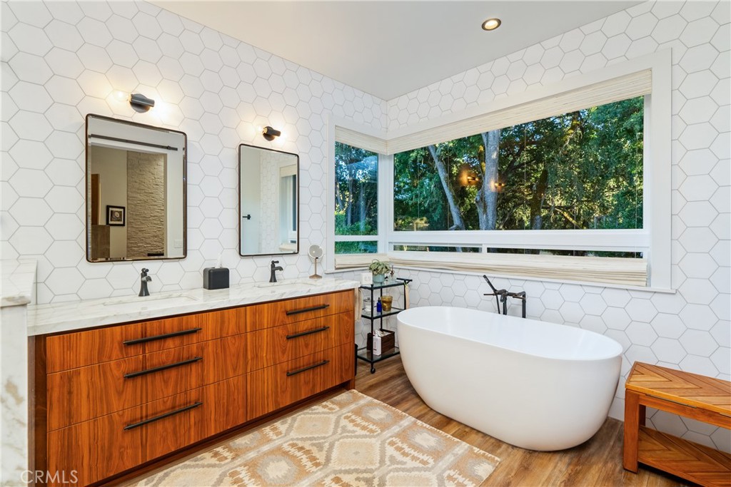 1989 Paradise Meadow, Templeton, CA 93465