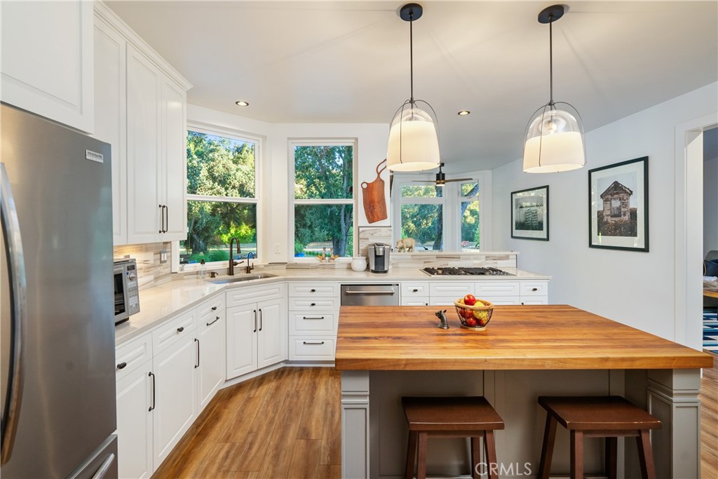 1989 Paradise Meadow, Templeton, CA 93465