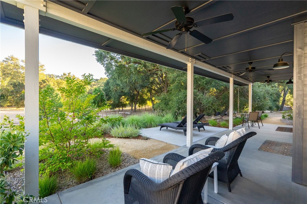1989 Paradise Meadow, Templeton, CA 93465