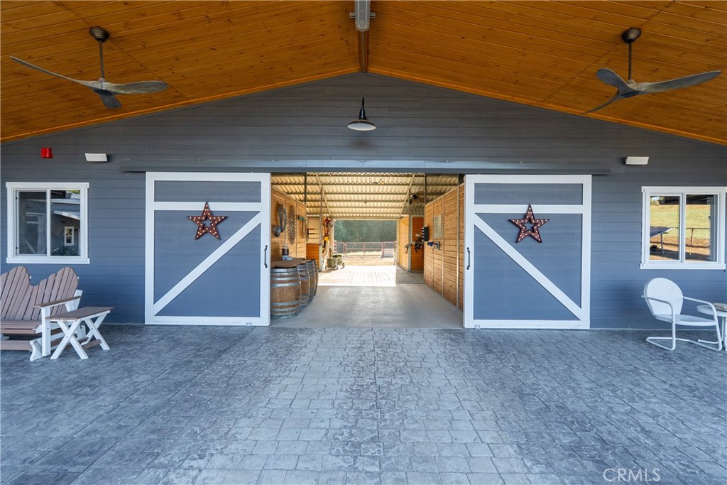 1989 Paradise Meadow, Templeton, CA 93465