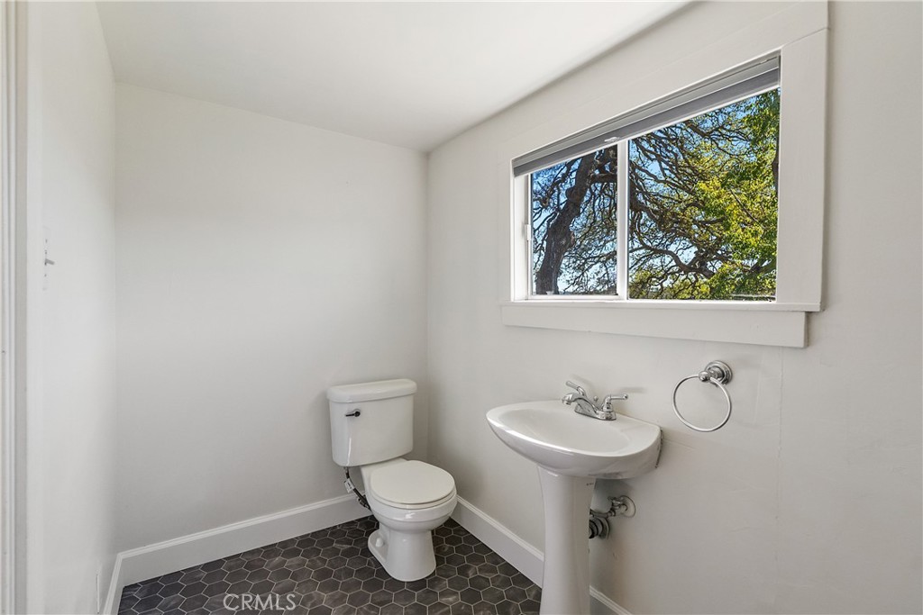 549 Derby, Paso Robles, CA 93446