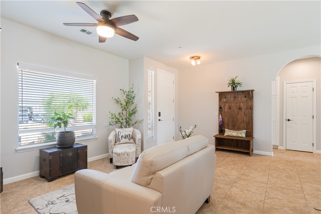 3415 Lakeside Village Dr, Paso Robles, CA 93446