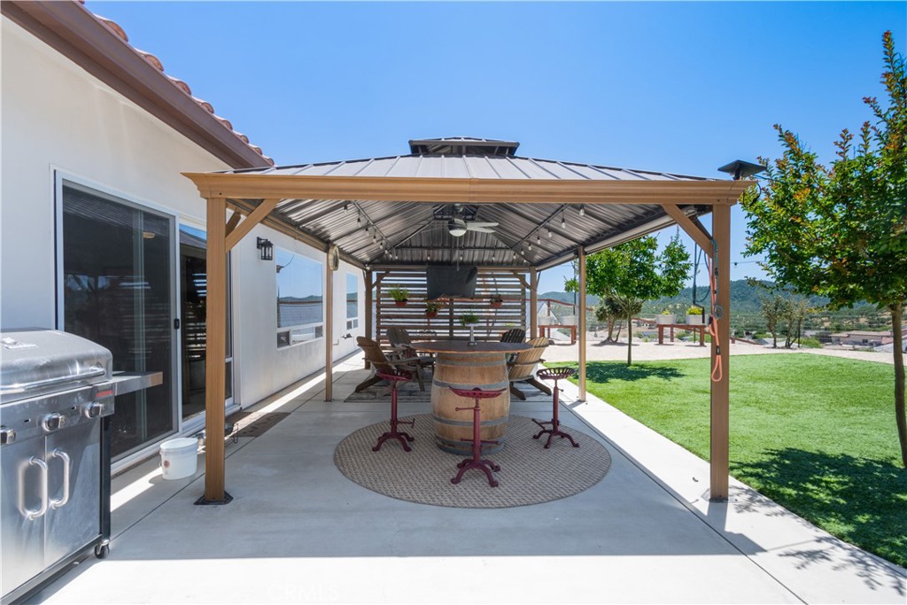 3415 Lakeside Village Dr, Paso Robles, CA 93446