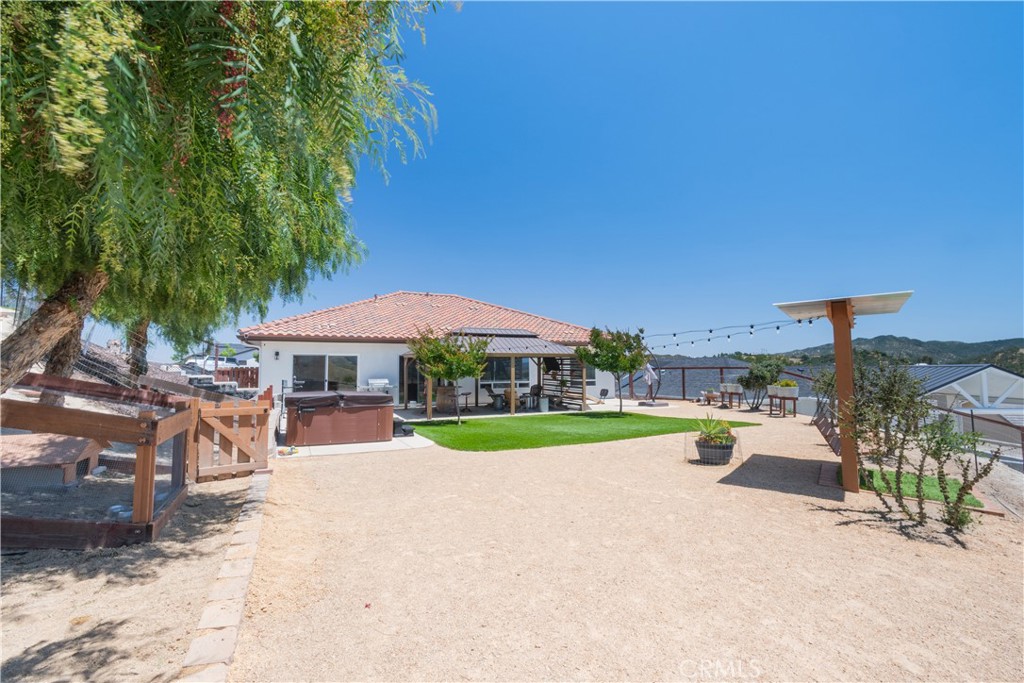3415 Lakeside Village Dr, Paso Robles, CA 93446